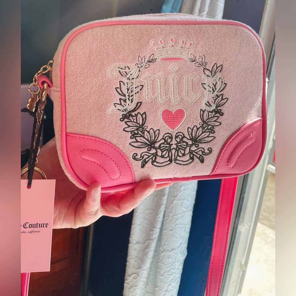 Juicy Couture Pink cross body Bag with Floral Heart Design💓